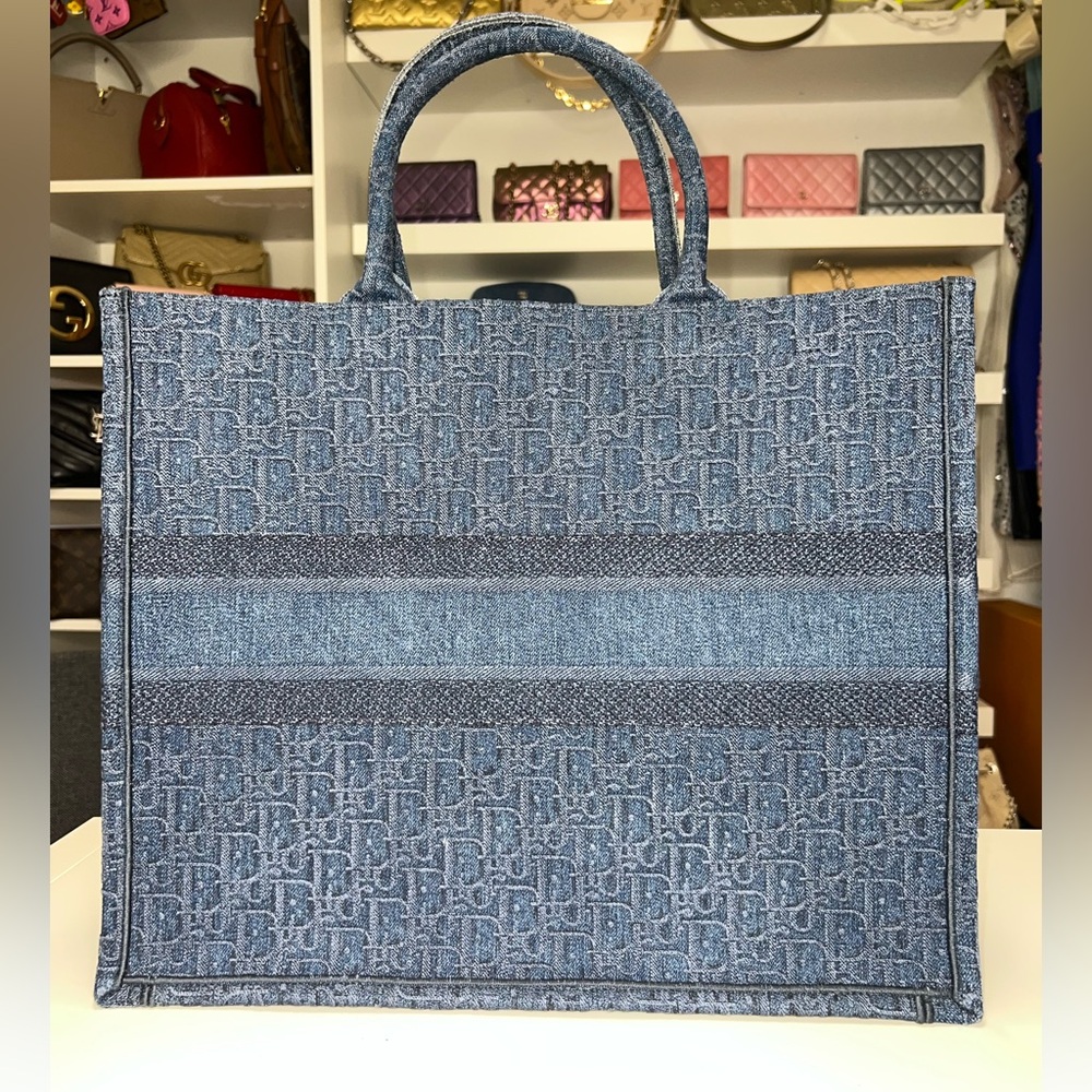 DIOR oblique LARGE book tote denim - Picture 4 of 10